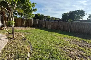 7816 NW 70th Terrace, Tamarac, FL 33321 - Photo 32