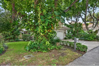 526 Misty Oaks Drive, Pompano Beach, FL 33069 - Photo 4