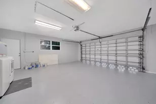 4021 Bayview Dr, Fort Lauderdale, FL 33308 - Photo 30