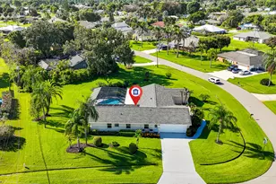 2001 SE Allamanda Dr, Port Saint Lucie, FL 34952 - Photo 6