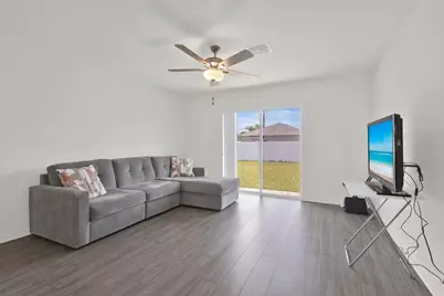 920 SW Castaneda Lane, Port Saint Lucie, FL 34953 - Photo 32