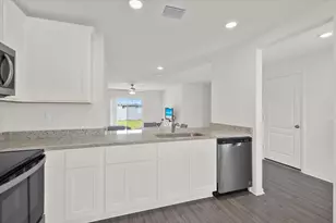 920 SW Castaneda Ln, Port Saint Lucie, FL 34953 - Photo 42