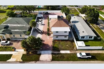 305 Cypress Drive #1, Lake Park, FL 33403 - Photo 10