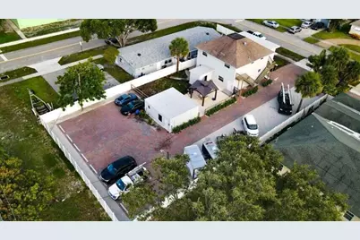 305 Cypress Drive #1, Lake Park, FL 33403 - Photo 14