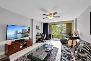 103 Royal Pk Dr, Oakland Park, FL 33309 - Photo 1
