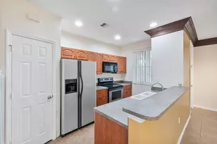1912 SW 60th Ave, North Lauderdale, FL 33068 - Photo 10