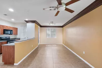 1912 SW 60th Avenue, North Lauderdale, FL 33068 - Photo 8