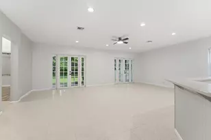 970 Tulip Cir, Weston, FL 33327 - Photo 4