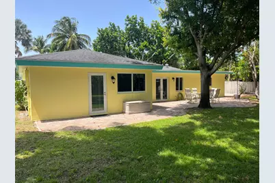 620 NE 9th Avenue, Boynton Beach, FL 33435 - Photo 12