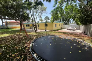 620 NE 9th Ave, Boynton Beach, FL 33435 - Photo 10