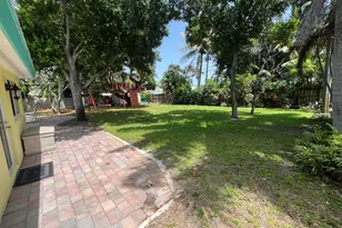 620 NE 9th Ave, Boynton Beach, FL 33435 - Photo 16