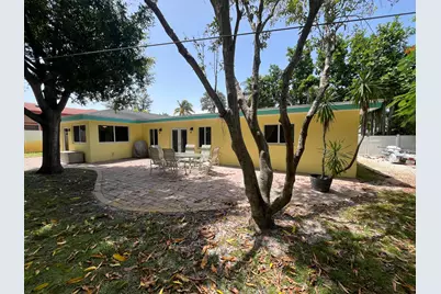 620 NE 9th Avenue, Boynton Beach, FL 33435 - Photo 18