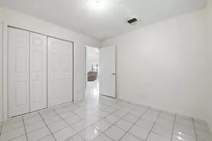 5814 Ithaca Cir E, Lake Worth, FL 33463 - Photo 14