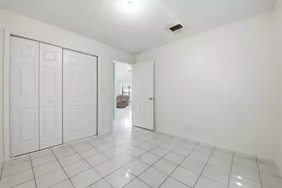 5814 Ithaca Circle E, Lake Worth, FL 33463 - Photo 16