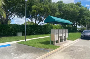 8214 Prestige Commons Dr, Tamarac, FL 33321 - Photo 6