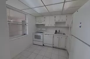 1015 Country Club Dr, Margate, FL 33063 - Photo 2