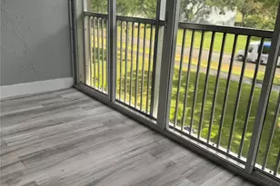 12750 SW 4th Ct, Pembroke Pines, FL 33027 - Photo 20