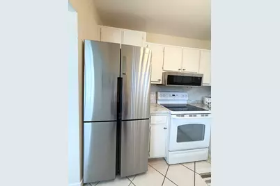 2880 Lake Osborne Drive #205, Lake Worth Beach, FL 33461 - Photo 6