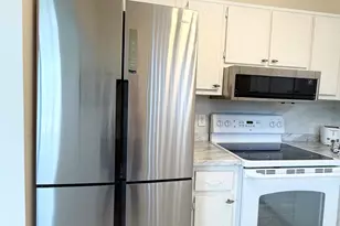 2880 Lake Osborne Dr, Lake Worth Beach, FL 33461 - Photo 6