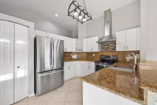 8657 Tourmaline Blvd, Boynton Beach, FL 33472 - Photo 8