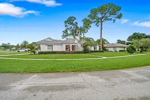 13571 Jonquil Pl, Wellington, FL 33414 - Photo 32
