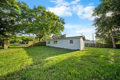 3516 Avenue F, Fort Pierce, FL 34947 - Photo 12