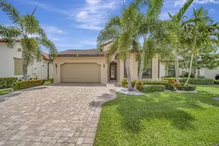8720 E Baypoint Cir, Parkland, FL 33076 - Photo 4