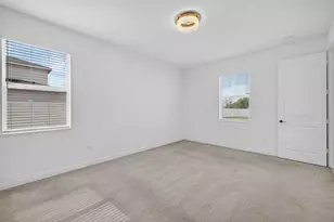 13275 NW Copper Creek Dr, Port Saint Lucie, FL 34987 - Photo 10