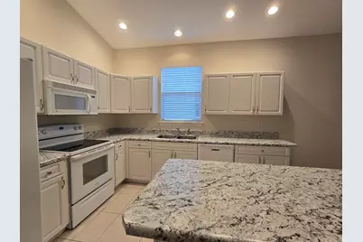 1463 SE Tidewater Place, Stuart, FL 34997 - Photo 12