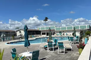 210 Horizons E, Boynton Beach, FL 33435 - Photo 14
