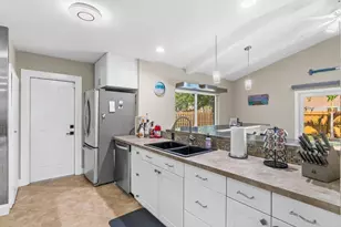 1315 Fulmar Dr, Delray Beach, FL 33444 - Photo 10