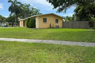 6101 NW 18th St, Margate, FL 33063 - Photo 4