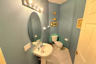 8247 Mulligan Cir, Port Saint Lucie, FL 34986 - Photo 10