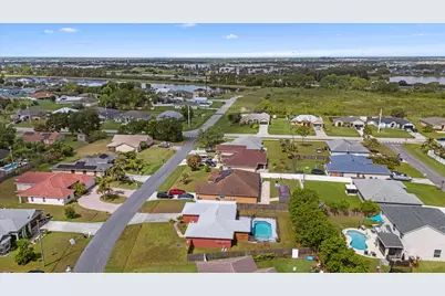 2472 SW Page Circle, Port Saint Lucie, FL 34953 - Photo 30