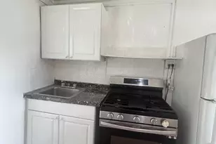 25 SW 10th St, Dania Beach, FL 33004 - Photo 2