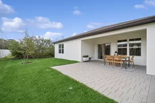 1642 SW Brisbane St, Port Saint Lucie, FL 34984 - Photo 38
