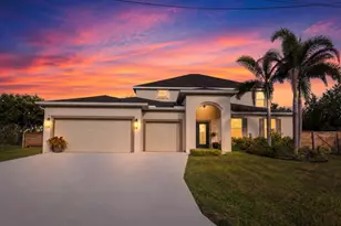 5648 NW Lorna Ct, Port Saint Lucie, FL 34986 - Photo 1