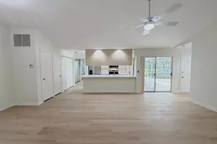 6104 Red Oak Ct, Palm Beach Gardens, FL 33410 - Photo 2
