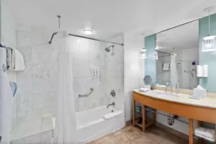 18683 Collins Ave, Sunny Isles Beach, FL 33160 - Photo 14