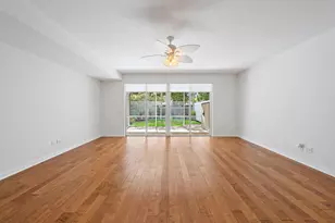 442 Capistrano Dr, Palm Beach Gardens, FL 33410 - Photo 6