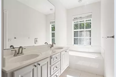 442 Capistrano Drive, Palm Beach Gardens, FL 33410 - Photo 16