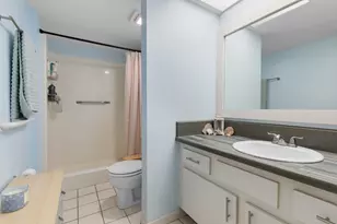 1270 SE Parkview Pl, Stuart, FL 34994 - Photo 10