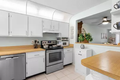 1270 SE Parkview Place #B5, Stuart, FL 34994 - Photo 24