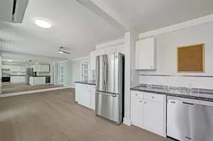 2400 NE 9th St, Fort Lauderdale, FL 33304 - Photo 4
