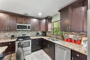 5636 Priscilla Ln, Lake Worth, FL 33463 - Photo 4