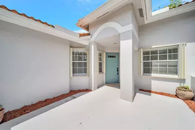 15136 W Tranquility Lake Drive, Delray Beach, FL 33446 - Photo 4