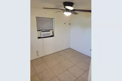 5918 N Wiley Street #A-b, Hollywood, FL 33023 - Photo 4