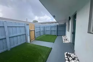 522 SW 20th Ave, Fort Lauderdale, FL 33312 - Photo 2