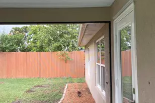 150 SW De Gouvea Terrace, Port Saint Lucie, FL 34984 - Photo 10