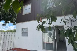 3920 Woodside Dr, Coral Springs, FL 33065 - Photo 24